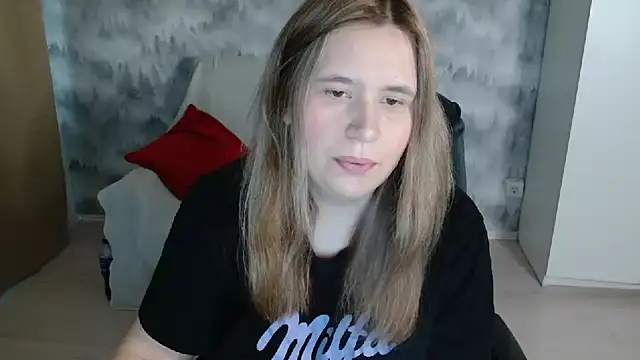 Snapshot of AdelinaLawson chatting on April 15, 5:58 am AdelinaLawson online show from April 15, 5:58 am