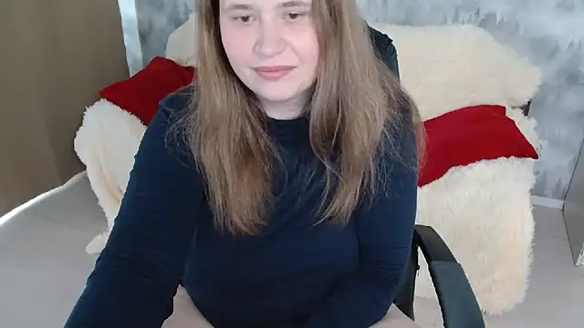 Snapshot of AdelinaLawson chatting on June 14, 8:05 am AdelinaLawson online show from June 14, 8:05 am