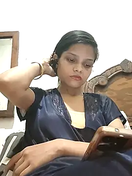 Snapshot of Komal0099 chatting on September 11, 4:40 pm Komal0099 online show from September 11, 4:40 pm