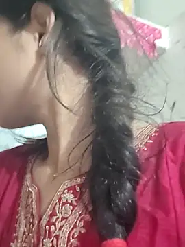 Komal0099 online show from October 13, 2:33 am