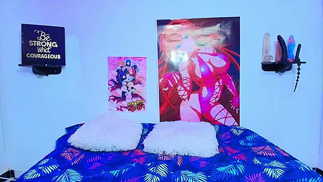 Maddy Esther online show from September 17, 7:04 pm