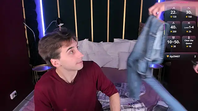 LawrenceMiles online show from October 28, 8:33 pm