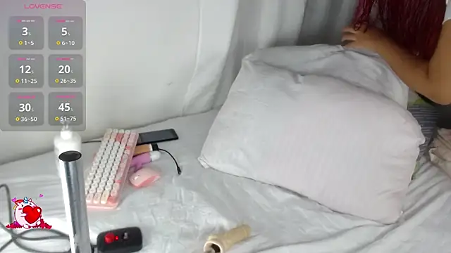 Snapshot of Brianna22_ chatting on September 18, 3:41 am Brianna22 online show from September 18, 3:41 am