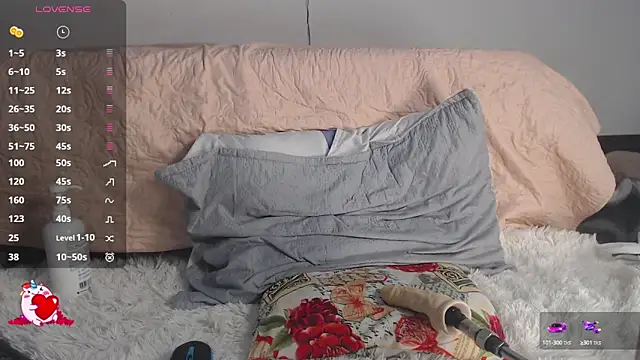 Snapshot of Brianna22_ chatting on October 1, 8:37 pm Brianna22 online show from October 1, 8:37 pm