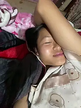 milo bae online show from December 19, 3:24 am