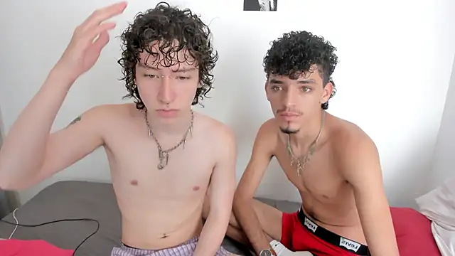 Snapshot of v3niceb1tch chatting on September 13, 7:57 pm v3niceb1tch online show from September 13, 7:57 pm