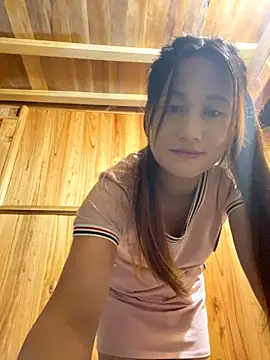 phungtiti online show from October 5, 3:54 pm