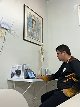 Snapshot of Diabloproducciones chatting on March 17, 3:59 pm Diabloproducciones online show from March 17, 3:59 pm