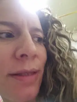 Snapshot of Nina_vallon chatting on December 5, 3:20 pm Nina vallon online show from December 5, 3:20 pm