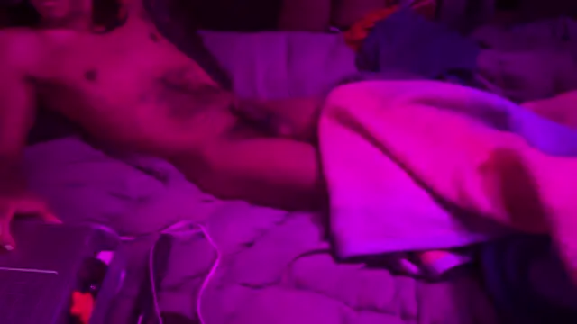 caliboi4 online show from November 26, 2:29 pm