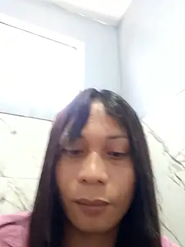 missruffa online show from May 8, 2:28 am