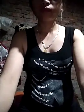 Snapshot of __Ngoc20__ chatting on March 30, 5:19 am Ngoc20 online show from March 30, 5:19 am