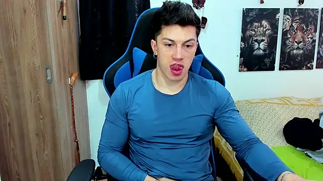 javiersexymann online show from December 11, 8:50 pm