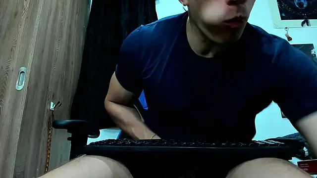 javiersexymann online show from February 20, 6:06 am