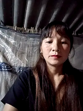 Snapshot of Mini3333 chatting on October 9, 10:30 pm Mini3333 online show from October 9, 10:30 pm