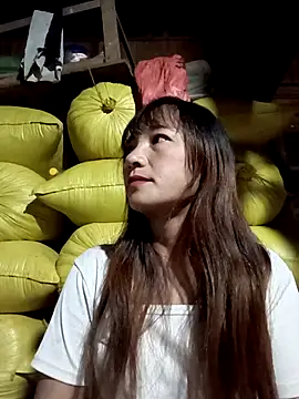 Snapshot of Mini3333 chatting on October 14, 9:48 pm Mini3333 online show from October 14, 9:48 pm