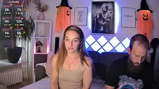 XBellaXundXUweX online show from October 6, 8:34 am