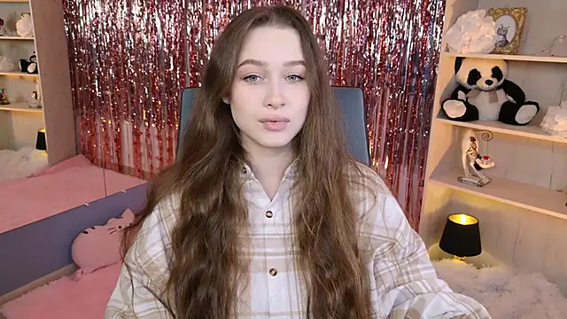 Snapshot of ArielSykes chatting on April 13, 6:57 pm ArielSykes online show from April 13, 6:57 pm