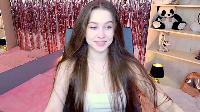 Snapshot of ArielSykes chatting on April 20, 6:42 pm ArielSykes online show from April 20, 6:42 pm