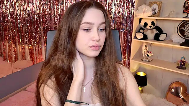 Snapshot of ArielSykes chatting on April 21, 2:51 am ArielSykes online show from April 21, 2:51 am