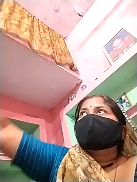 Rajnee33A online show from April 24, 4:15 am