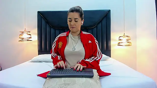 AuraEvens online show from September 16, 12:17 pm