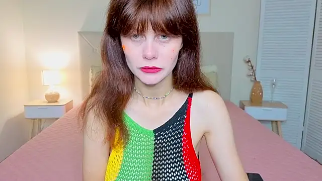 Snapshot of Real_nature__ chatting on October 5, 5:17 am Real nature online show from October 5, 5:17 am