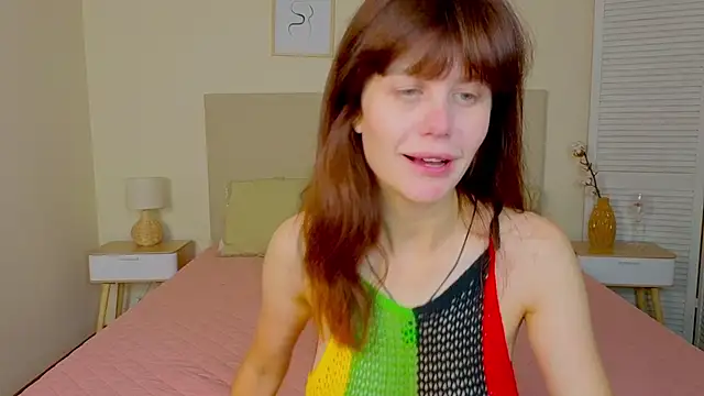 Snapshot of Real_nature__ chatting on October 18, 5:32 am Real nature online show from October 18, 5:32 am