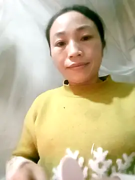 lucybaby00 online show from December 5, 8:05 pm