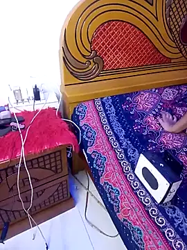 Snapshot of khhlmn chatting on November 12, 5:13 pm khhlmn online show from November 12, 5:13 pm