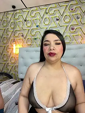 Snapshot of Anahibella chatting on April 21, 1:39 pm Anahibella online show from April 21, 1:39 pm