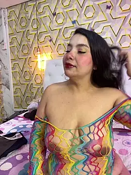 Snapshot of Anahibella chatting on April 25, 2:47 pm Anahibella online show from April 25, 2:47 pm