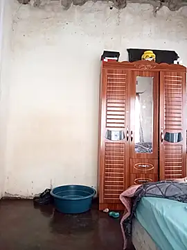 small D94 online show from September 27, 7:02 am