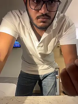 hotboy hyd1 online show from August 1, 12:15 pm