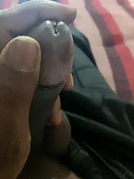 Snapshot of tupha232 chatting on March 15, 8:31 am tupha232 online show from March 15, 8:31 am