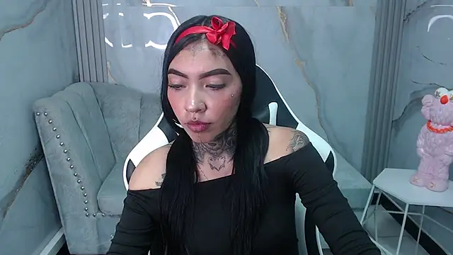 Snapshot of Ashley_Blum_v chatting on September 26, 8:02 pm Ashley Blum v online show from September 26, 8:02 pm