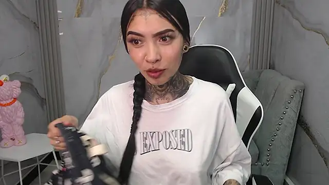 Ashley Blum v online show from November 7, 8:09 pm