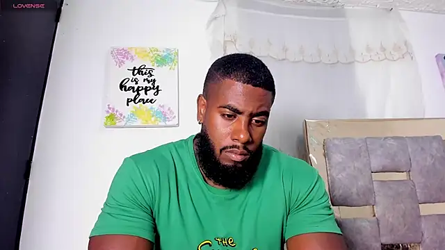 Snapshot of lebron_million chatting on May 26, 2:07 am lebron million online show from May 26, 2:07 am