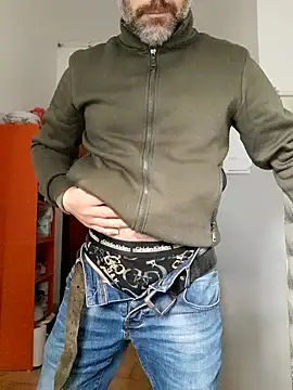 Snapshot of Peolin chatting on November 15, 12:45 pm Peolin online show from November 15, 12:45 pm