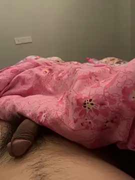 Snapshot of Hl1979 chatting on February 22, 4:05 pm Hl1979 online show from February 22, 4:05 pm