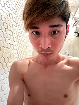 Snapshot of brucelimlee chatting on September 15, 8:03 am brucelimlee online show from September 15, 8:03 am