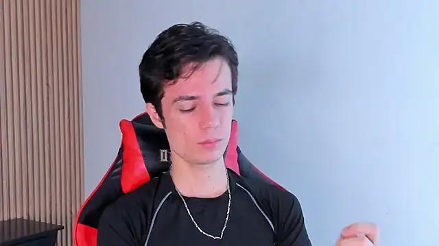 VIKTORNOIR online show from September 26, 12:42 pm