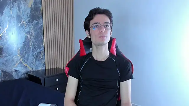 VIKTORNOIR online show from October 6, 1:08 pm