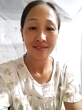 cute love00 online show from October 19, 10:38 am