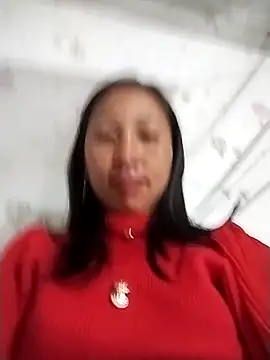 cute love00 online show from December 16, 9:42 pm