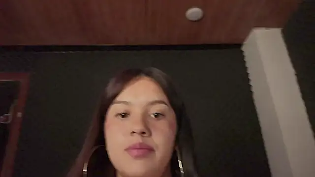 gigifontaine   online show from September 28, 6:24 pm