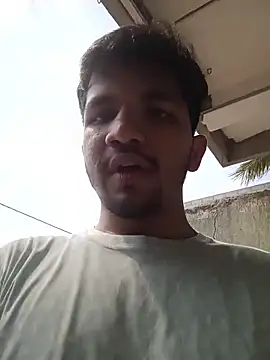 Snapshot of sexofbro chatting on March 10, 9:03 am sexofbro online show from March 10, 9:03 am