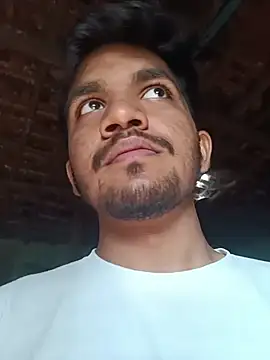 Snapshot of sexofbro chatting on March 18, 5:32 am sexofbro online show from March 18, 5:32 am