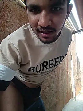 Snapshot of sexofbro chatting on March 28, 9:20 am sexofbro online show from March 28, 9:20 am