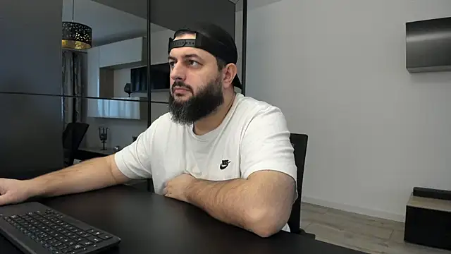 DravenPeak online show from November 17, 2:01 pm